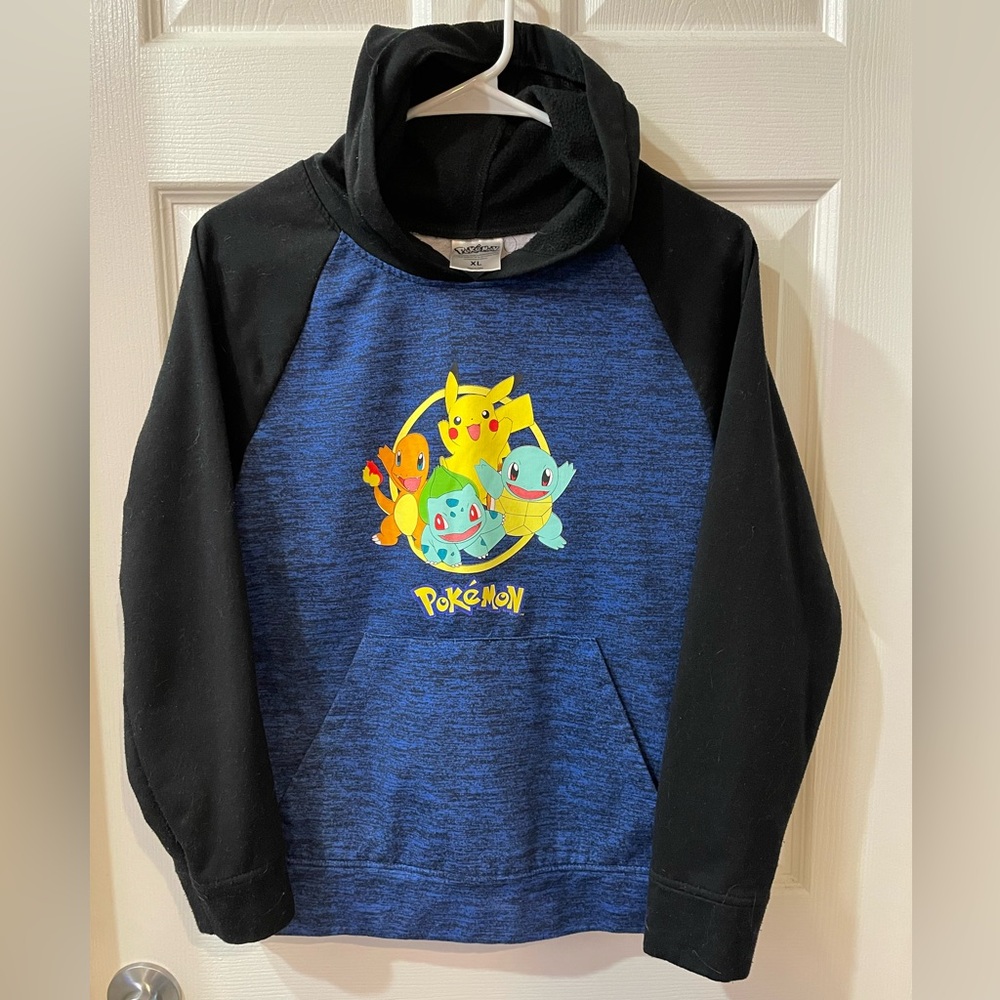 Boys XL Pokémon hoodie
